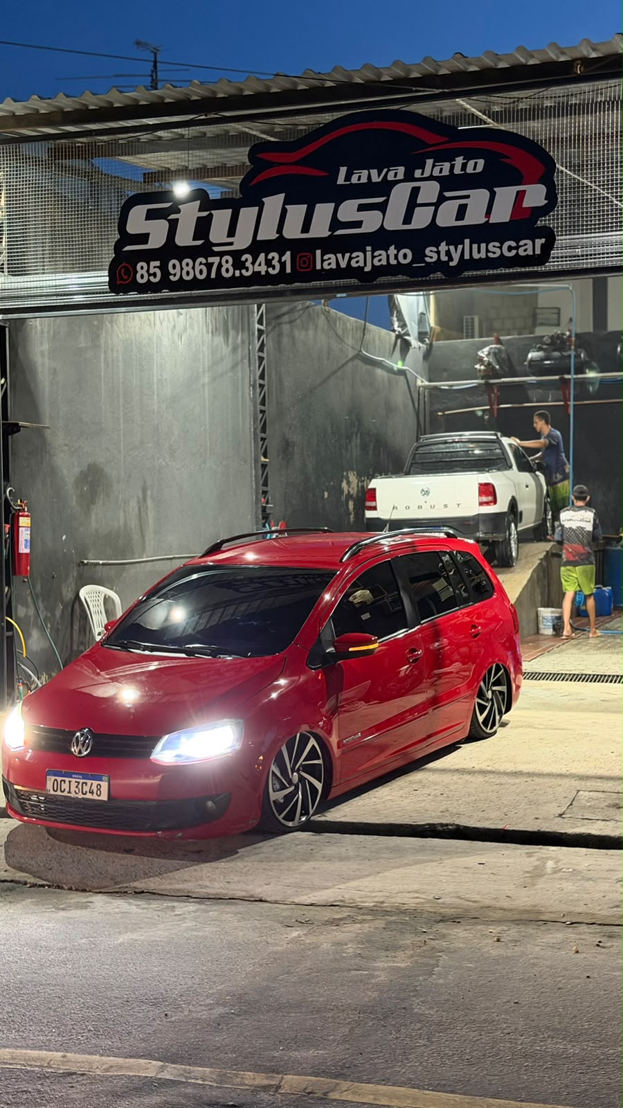 Veículo vermelho após serviço do Lava Jato StylusCar - foto 4