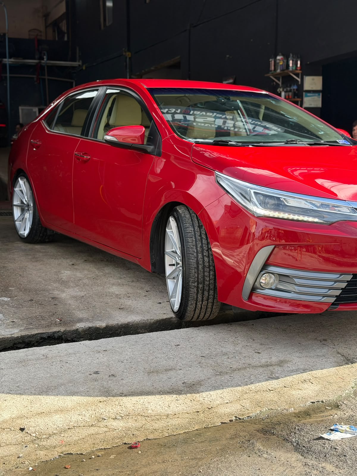 Carro vermelho atendido pelo Lava Jato StylusCar - foto 5